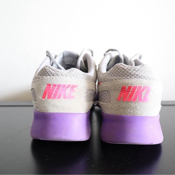 Nike Kaishi Running Shoes – Women’s Size 6 - Picture 2 of 4